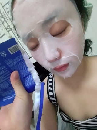키노닉스 Querencia_Flawless 마스크팩 — 4.67점을 준 리뷰어가 2019년 3월 올린 사용 사진