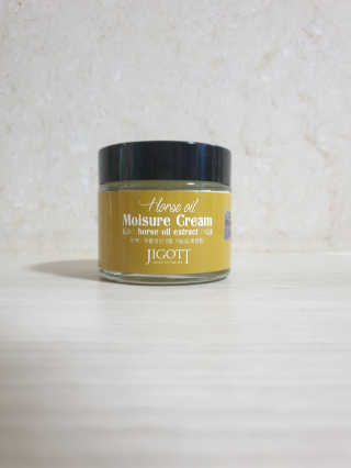 지고트 마유 모이스처 크림 70ml — 4점을 준 리뷰어가 2019년 4월 올린 사용 사진