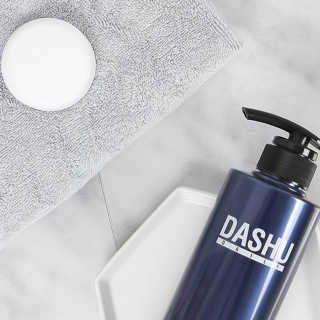 다슈코리아 다슈 데일리 단백질 한방 두피 골드 샴푸 500ml — 5점을 준 리뷰어가 2019년 12월 올린 사용 사진