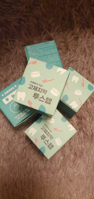 솔테라피 씹는 고체치약 투스탭 스파클레몬 6정 x 5박스 — 2점을 준 리뷰어가 2019년 5월 올린 사용 사진
