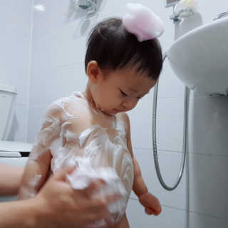 꼬모조이 탱글탱글 구름 콩순이 버블바스 — 5점을 준 리뷰어가 2019년 11월 올린 사용 사진
