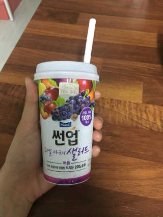 과일야채샐러드 썬업 과일야채 샐러드 3종 — 5점을 준 리뷰어가 2018년 7월 올린 사용 사진