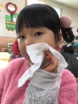 드라마 아기물티슈 드라마 시그니처 아기물티슈 — 5점을 준 리뷰어가 2018년 12월 올린 사용 사진