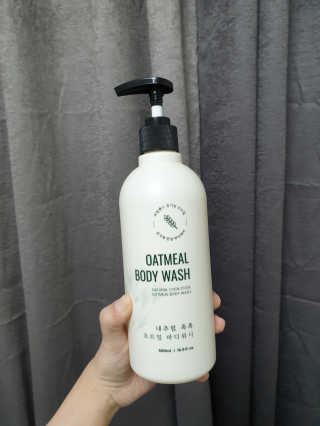 (주)에네스티 내추럴 촉촉  오트밀 바디워시 500ml — 5점을 준 리뷰어가 2020년 3월 올린 사용 사진