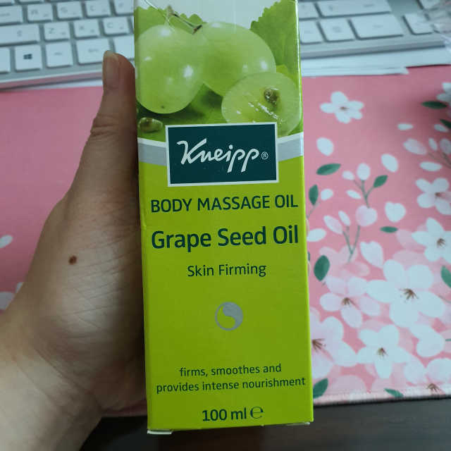[크나이프] 그레이프씨드 슬리밍 마사지오일 100ml 리뷰 사진