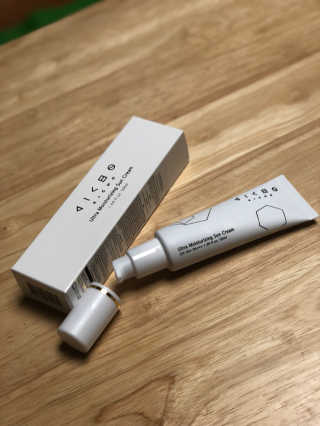 키초 울트라 모이스처라이징 선크림 50ml — 4.67점을 준 리뷰어가 2018년 5월 올린 사용 사진