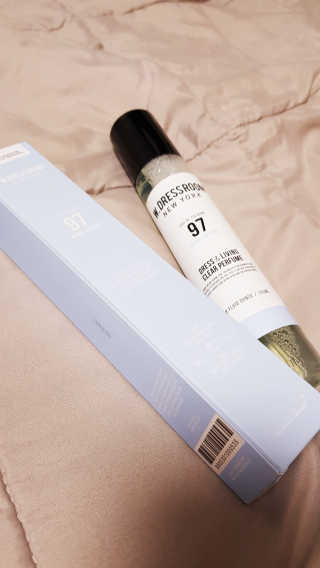 더블유드레스룸 드레스퍼퓸 150ml — 5점을 준 리뷰어가 2018년 8월 올린 사용 사진