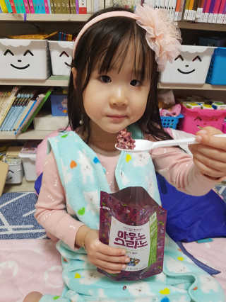 아우노그라노 오리지날, 진짜 베리, 진짜 카카오 — 5점을 준 리뷰어가 2018년 1월 올린 사용 사진