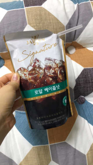 (주)쟈뎅 쟈뎅 시그니처 블랙, 헤이즐넛 230ml — 5점을 준 리뷰어가 2018년 7월 올린 사용 사진