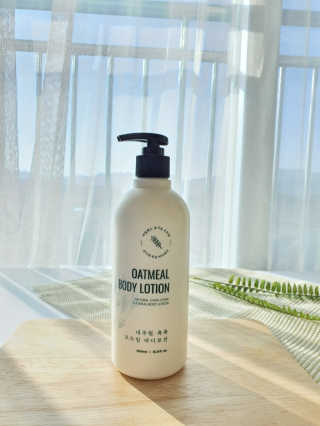 (주)에네스티 내추럴 촉촉  오트밀 바디로션 500ml — 5점을 준 리뷰어가 2019년 11월 올린 사용 사진