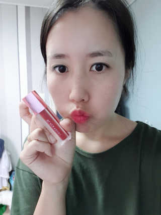 [블랙루즈] 코튼 립 컬러 — 5점을 준 리뷰어가 2018년 9월 올린 사용 사진