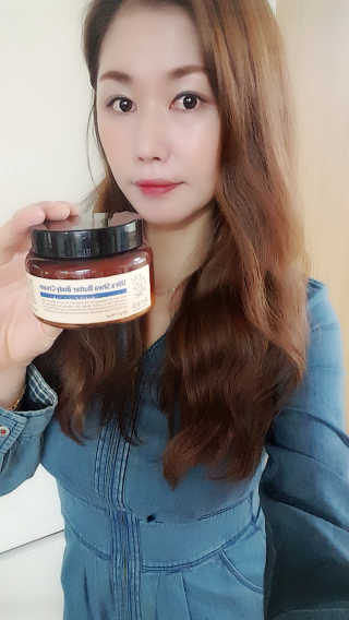 아미니 울트라 시어버터 바디크림 — 5점을 준 리뷰어가 2018년 11월 올린 사용 사진