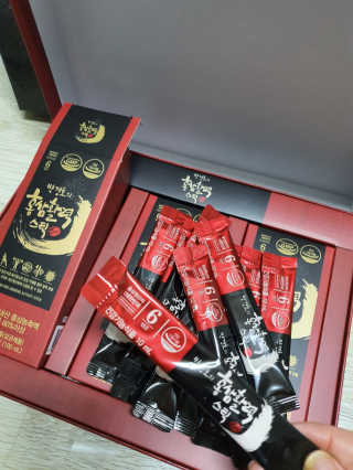메이준뉴트리 박경호의 홍삼활력스틱 10ml x 30포 — 5점을 준 리뷰어가 2020년 2월 올린 사용 사진