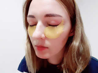 푸츄푸츄 Real repair skin cell premium patch — 4점을 준 리뷰어가 2018년 10월 올린 사용 사진