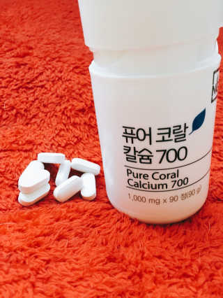 네츄럴굿띵스 퓨어 코랄 칼슘 700 30일분 — 5점을 준 리뷰어가 2018년 6월 올린 사용 사진