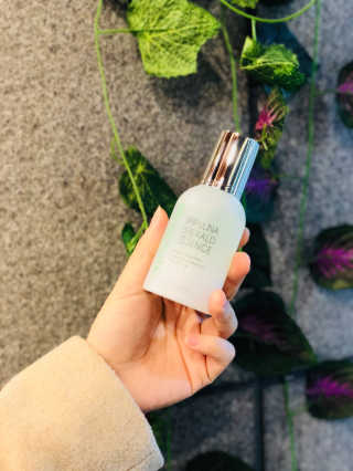 블랑벨 스피루리나 에메랄드 에센스 — 4.83점을 준 리뷰어가 2018년 3월 올린 사용 사진