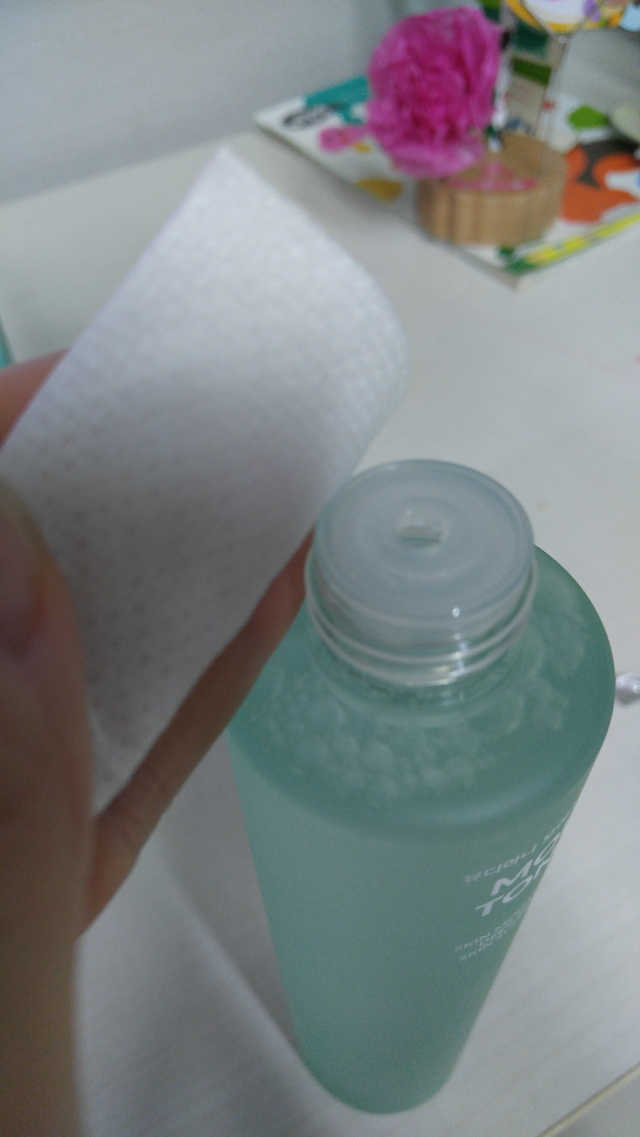 지친 내 피부를 위한 첫 수분 모이스트 01 토너 리뷰 사진