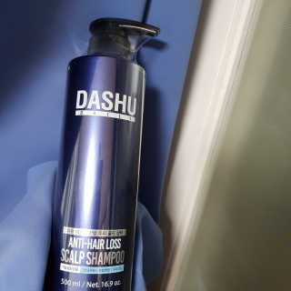 다슈코리아 다슈 데일리 한방 두피 골드 샴푸 500ml — 5점을 준 리뷰어가 2018년 5월 올린 사용 사진