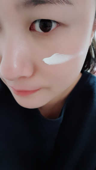 파시스 올인원 진주 화이트닝 크림 100ml — 5점을 준 리뷰어가 2018년 12월 올린 사용 사진
