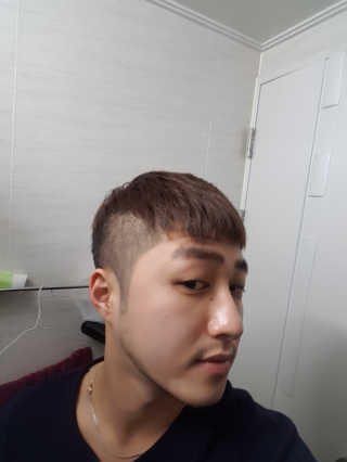 다슈코리아 다슈 포 맨 프리미엄 울트라 본드 젤 다운펌 — 4.5점을 준 리뷰어가 2019년 2월 올린 사용 사진