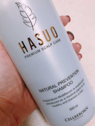 셀리본 하수오 내츄럴 프리벤션 탈모관리 샴푸 300ml — 5점을 준 리뷰어가 2019년 11월 올린 사용 사진