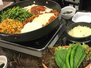 고향원조숯불닭갈비 [고향산천원조숯불닭갈비] 뼈없는 숯불닭갈비 2인세트 — 5점을 준 리뷰어가 2018년 10월 올린 사용 사진