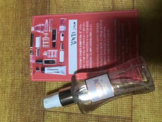 레드컨테이너 페로몬향 퍼퓸 바디미스트 80ml — 2.5점을 준 리뷰어가 2020년 1월 올린 사용 사진