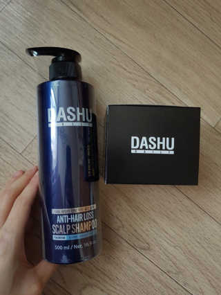 다슈코리아 다슈 단백질 한방 두피 골드 샴푸 500ml +샴푸브러쉬 — 4점을 준 리뷰어가 2019년 10월 올린 사용 사진
