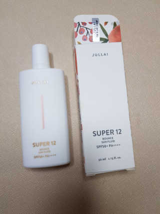 쥴라이Jullai 슈퍼 12 바운스 선 플루이드 SPF50+ PA++++ — 5점을 준 리뷰어가 2019년 7월 올린 사용 사진
