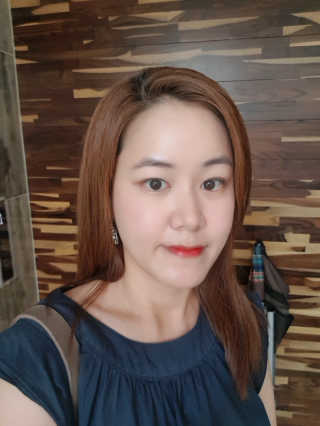 터치인솔 섀도우 팔레트와 젤아이라이너 펄덕후 세트 — 5점을 준 리뷰어가 2018년 8월 올린 사용 사진