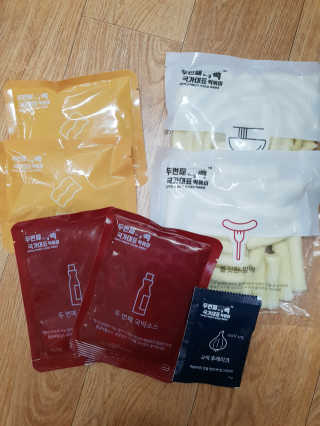 두번째 국떡 국가대표 떡볶이 1팩 + 영미칩 2봉 증정 — 4점을 준 리뷰어가 2019년 2월 올린 사용 사진