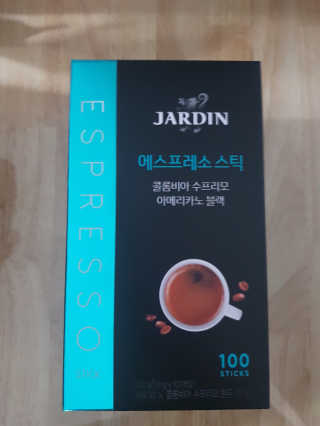 (주)쟈뎅 쟈뎅 에스프레소 스틱 아메리카노 블랙 — 4.33점을 준 리뷰어가 2018년 10월 올린 사용 사진