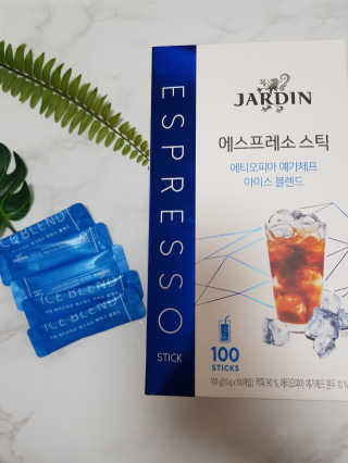 (주)쟈뎅 [쟈뎅] 에스프레소스틱 아이스블렌드 — 5점을 준 리뷰어가 2019년 5월 올린 사용 사진
