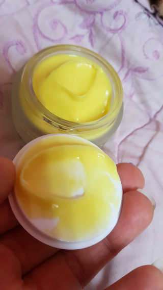 GoodDay Skincare GoodDay 강황 크림 — 4점을 준 리뷰어가 2019년 5월 올린 사용 사진