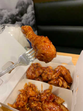 [치킨마루]-  빠사칸레드 + 콜라 500ml — 5점을 준 리뷰어가 2019년 5월 올린 사용 사진