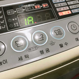 레인보우샵 올인원세탁세제,베이킹소다 스틱포6개입+세탁조클리너 — 4.17점을 준 리뷰어가 2018년 4월 올린 사용 사진