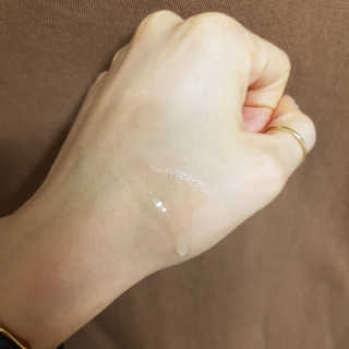 블랑벨 스피루리나 에메랄드 에센스 — 3.67점을 준 리뷰어가 2018년 3월 올린 사용 사진