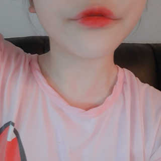 [블랙루즈] 에어 핏 벨벳 틴트4 1+1 — 4점을 준 리뷰어가 2019년 7월 올린 사용 사진
