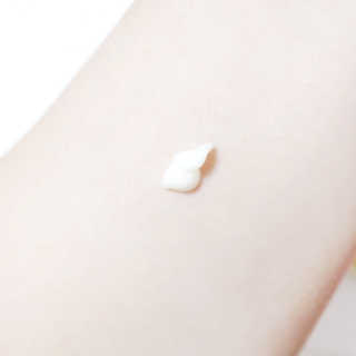 아이소이 불가리안 로즈 인텐시브 리프팅 세럼 20ml 탄력세럼 — 5점을 준 리뷰어가 2018년 11월 올린 사용 사진