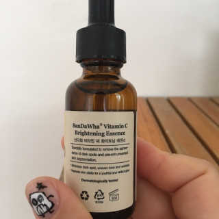 [스킨큐어] 산다화 비타민C 화이트닝 에센스 30ml — 5점을 준 리뷰어가 2019년 7월 올린 사용 사진