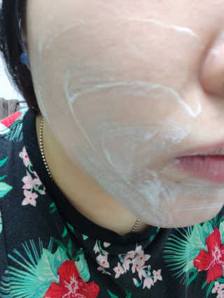 에포나 제주 녹차꽃 화산송이 폼클렌저 — 5점을 준 리뷰어가 2019년 2월 올린 사용 사진