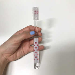 이태리숍 덴탈케어_치약 칫솔 — 5점을 준 리뷰어가 2018년 4월 올린 사용 사진