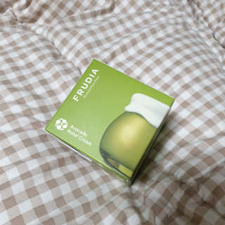 [후르디아] 민감피부 수분크림 비건 아보카도 크림 — 4점을 준 리뷰어가 2019년 11월 올린 사용 사진
