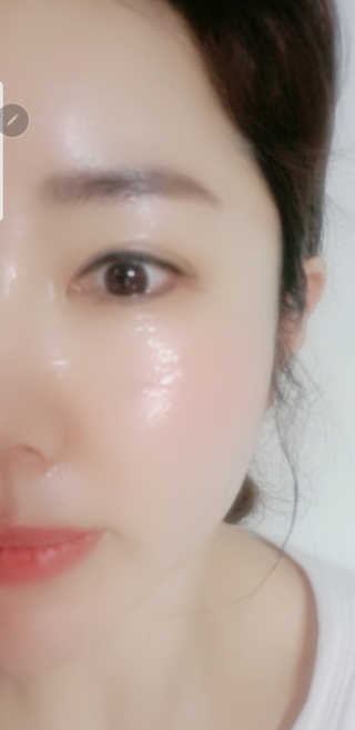 메디필 에스테 더마 레드마린 콜라겐 토너 — 5점을 준 리뷰어가 2020년 1월 올린 사용 사진