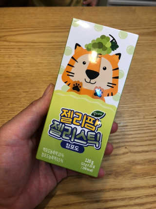 얼리버드 젤리팜 젤리스틱 — 4.5점을 준 리뷰어가 2019년 6월 올린 사용 사진