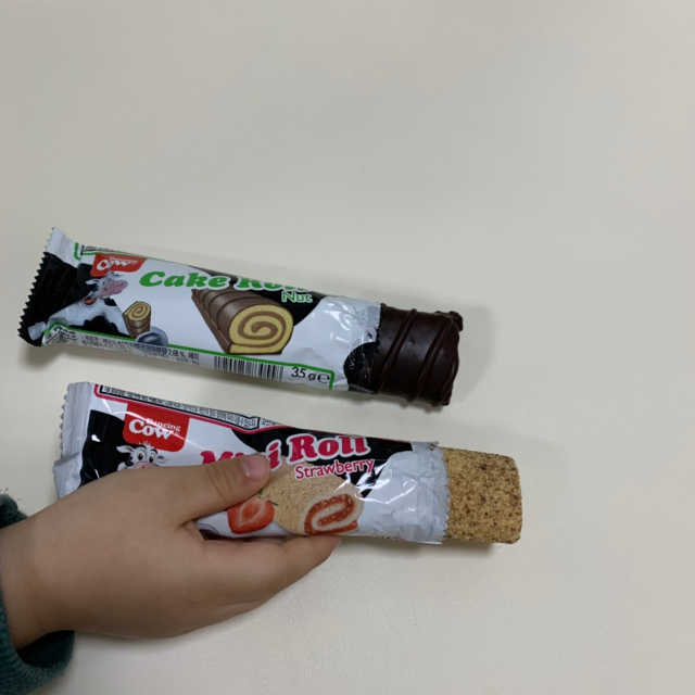 웰그린_댄싱카우 케이크 롤_미니 롤 스트로베리 리뷰 사진