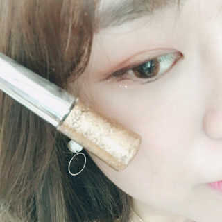 딜라잇18 홀리몰리 글리터라이너 — 4점을 준 리뷰어가 2016년 10월 올린 사용 사진