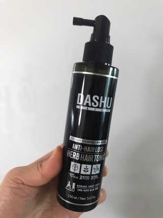 다슈코리아 다슈 데일리 안티 헤어로스 허브 헤어토닉 150ml — 4점을 준 리뷰어가 2020년 1월 올린 사용 사진