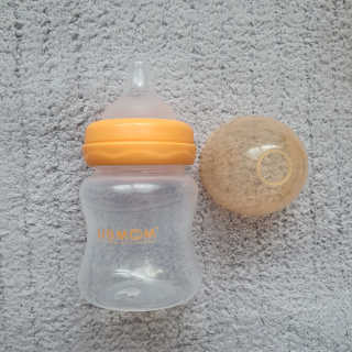 유비맘 신생아젖병 120ml 트리플팩_ 젖꼭지 포함 — 4.5점을 준 리뷰어가 2020년 2월 올린 사용 사진