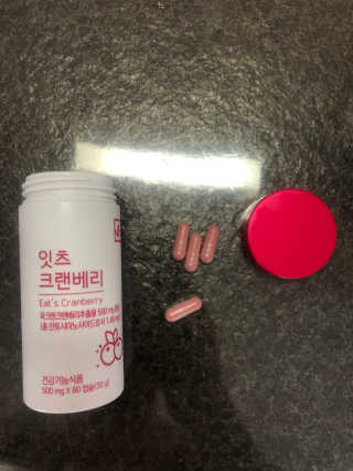 네츄럴굿띵스 잇츠 크랜베리 1병 30일분 — 4점을 준 리뷰어가 2019년 10월 올린 사용 사진